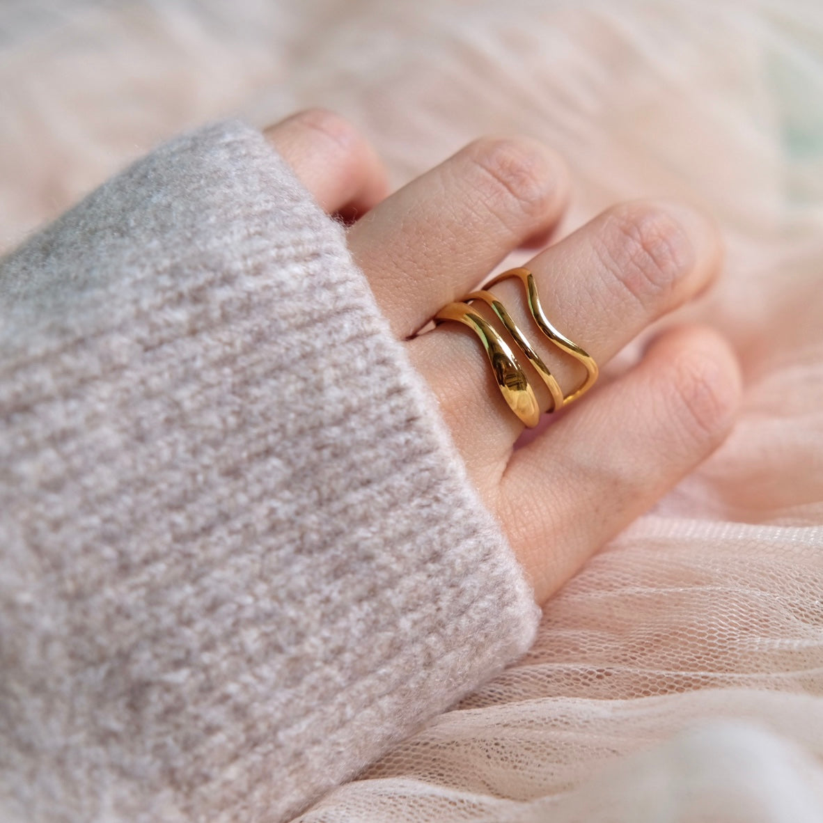 Emily Multilayer Wave Ring