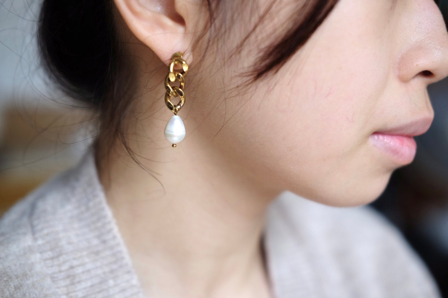 Poppy Pearl Chain Earrings
