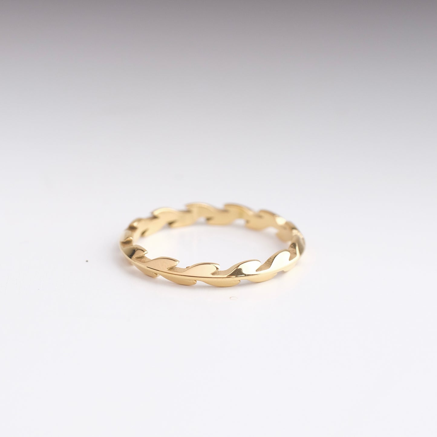 Lana Vine Ring
