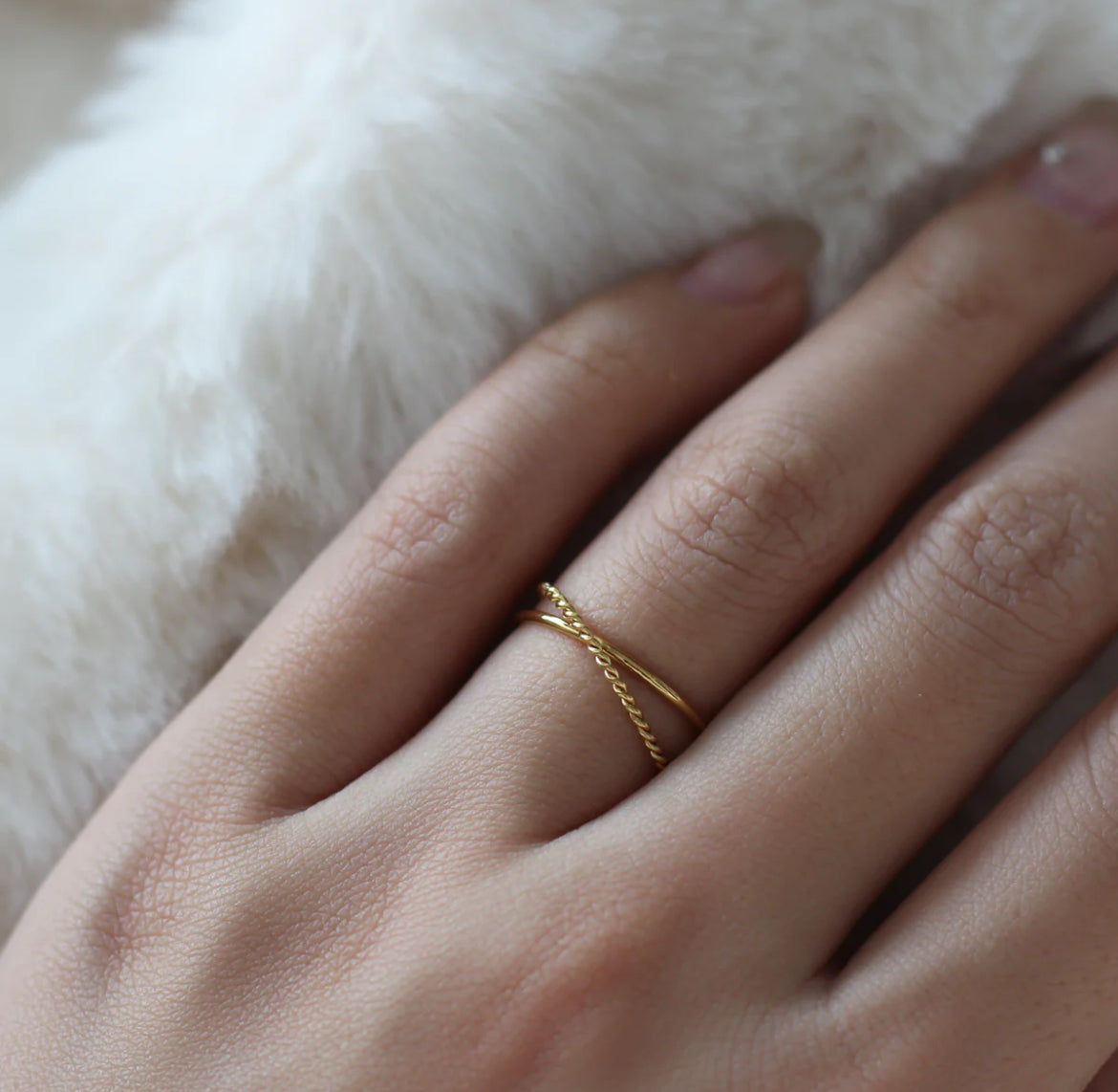Grace Interlaced Ring