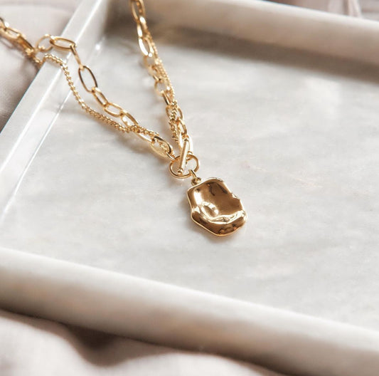 Mindy Odd Toggle Necklace