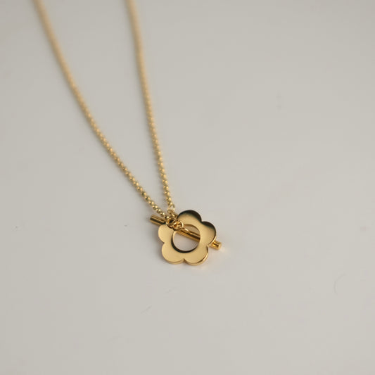 Daisy Toggle Necklace
