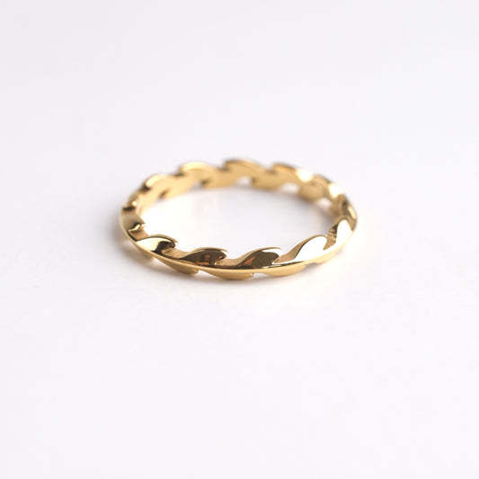 Lana Vine Ring