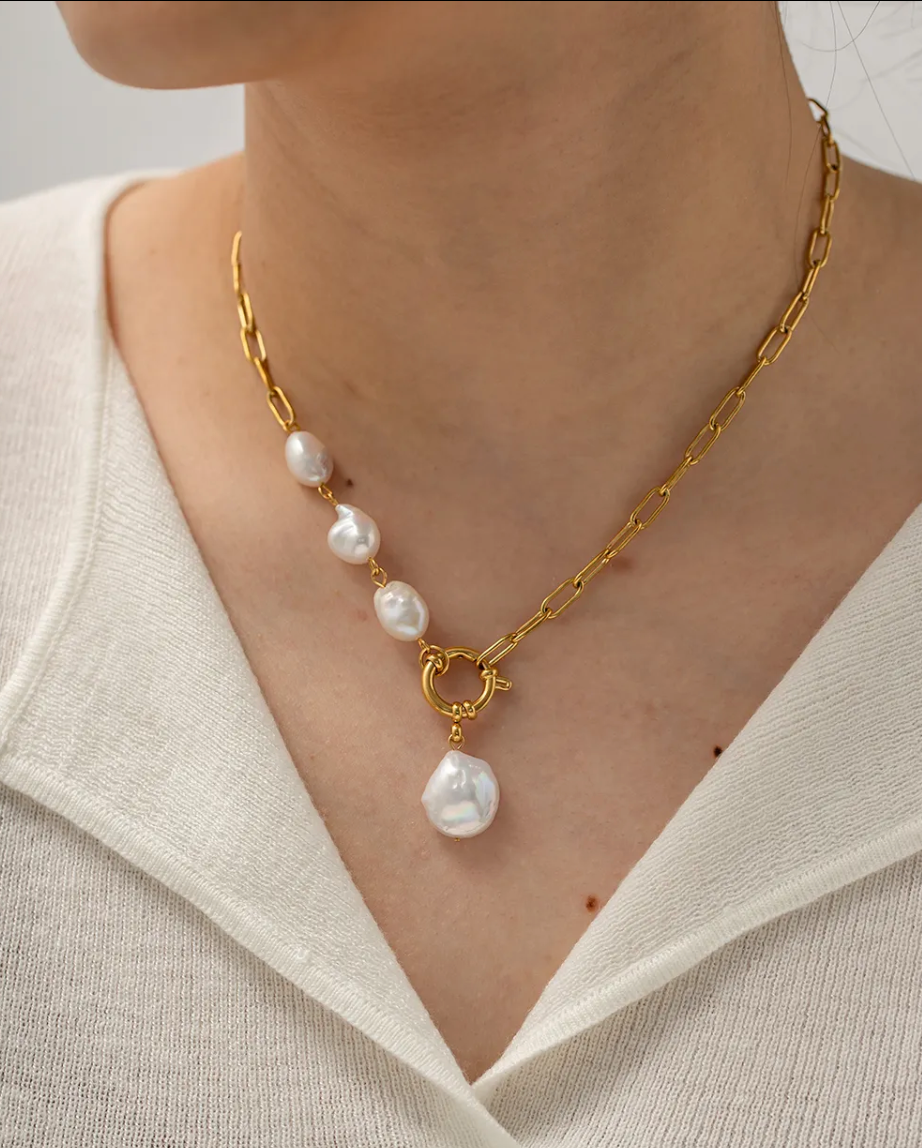Polly Pearl Paperclip Necklace