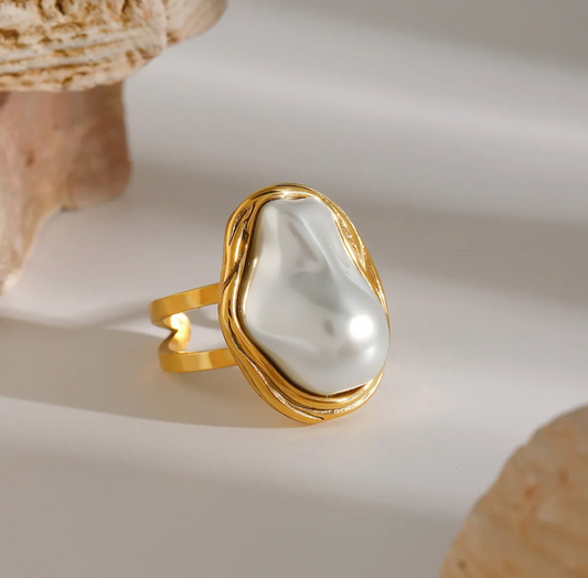 Margot Pearl Ring