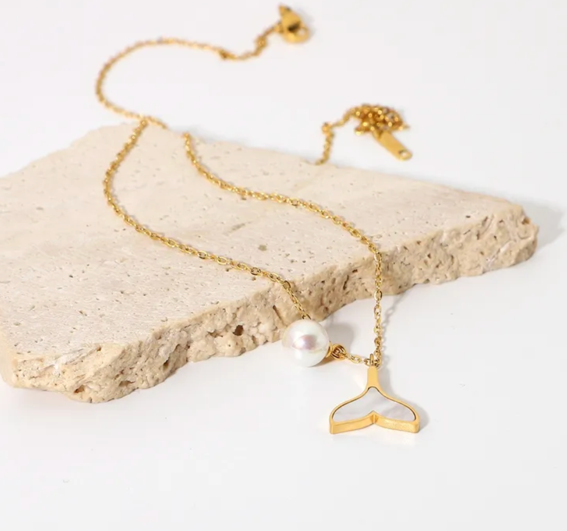 Nixie Mermaid Tail Necklace