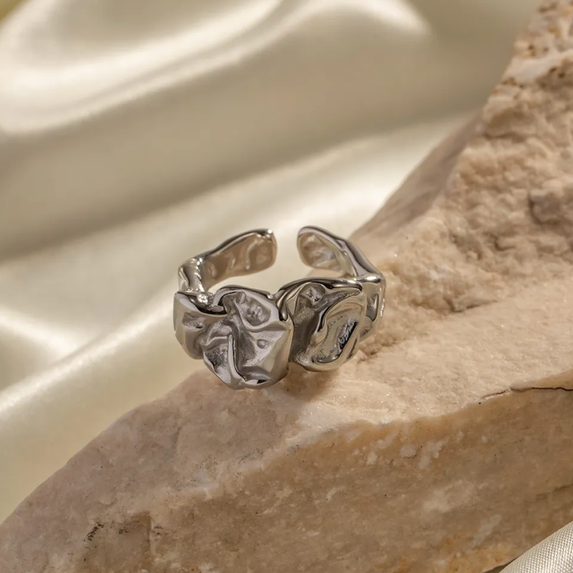 Billie Silver Lava Ring