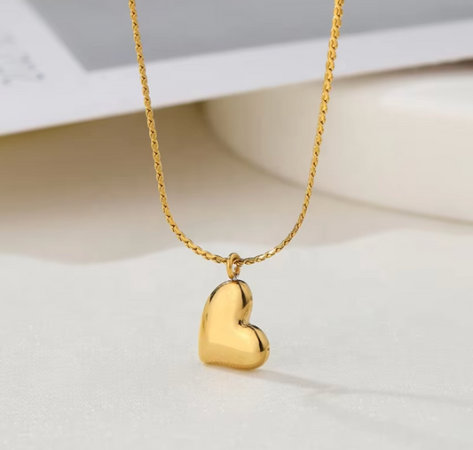 Andi Heart Necklace