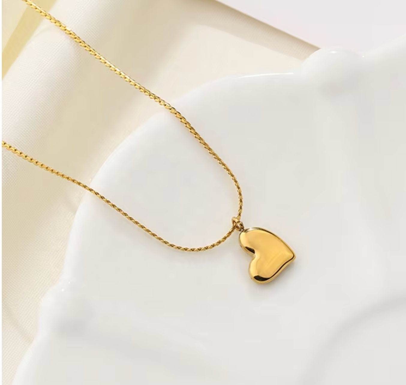 Andi Heart Necklace